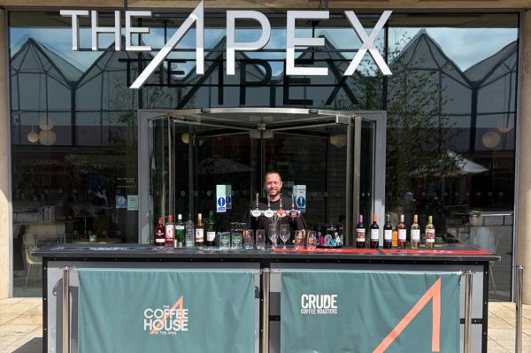 Outdoor bar